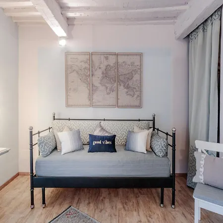 Convenient Close To Train Station And Parking Lucca